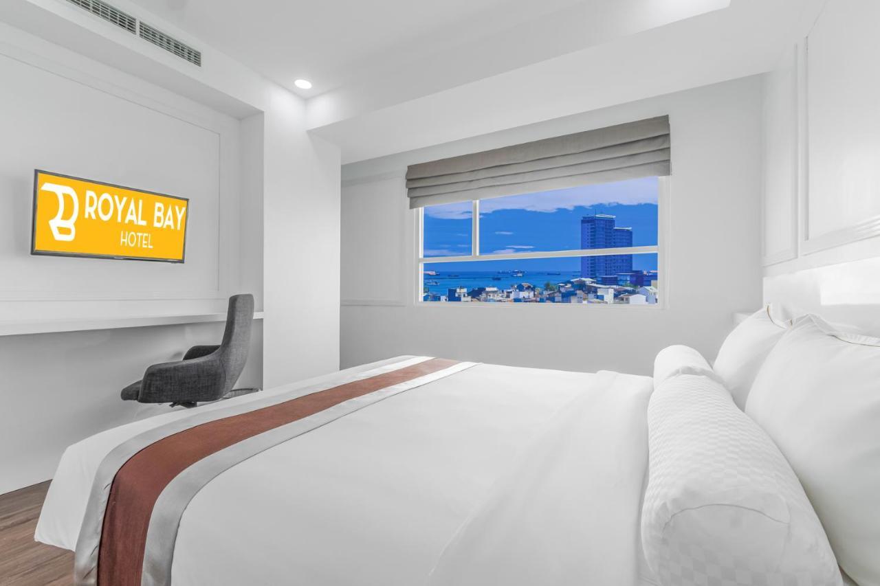Royal Bay Hotel Makassar Exterior foto